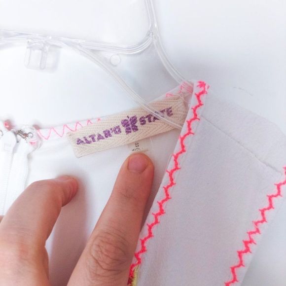 ALTAR'D STATE Embroidered Boho Maxi Beachy Small - Picture 4 of 7